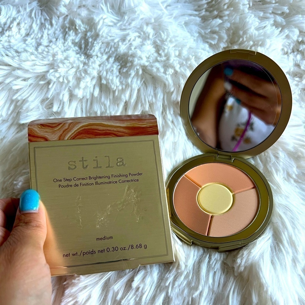 New Stila One Step Correct Brightening Finishing Powder - Med.